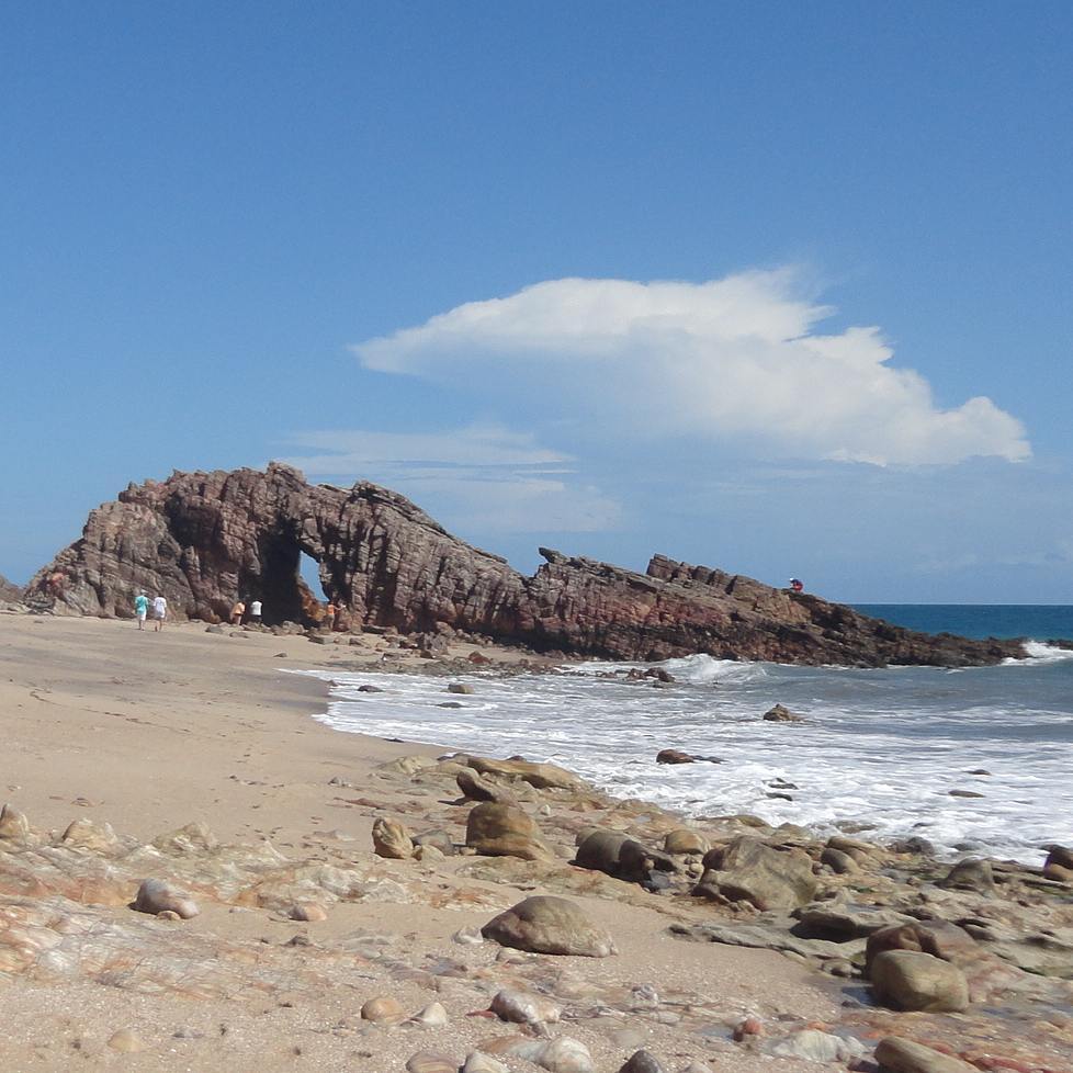 Praia da Pedra Furada